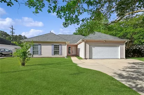 107 Windsong Pl, Pearl River, LA 70452