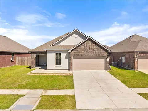 5233 Summer Pecan Rd, Slidell, LA 70461