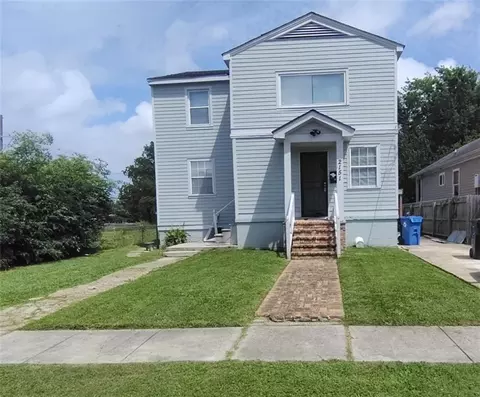 2151 Robin St, New Orleans, LA 70122