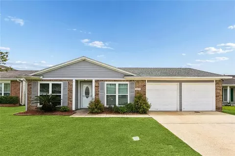 4225 S Ridgelane St, Marrero, LA 70072