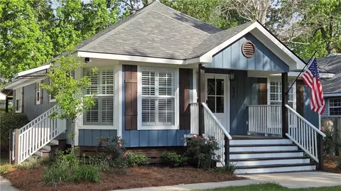 630 Ramon St, Mandeville, LA 70448
