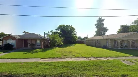 7515 Poitevent St, New Orleans, LA 70127