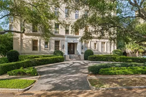 5421 St Charles Ave #4B, New Orleans, LA 70115