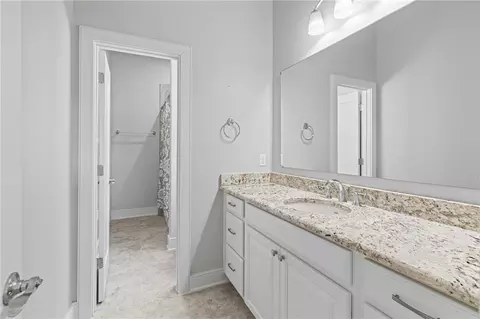 Bath - 344 Ormond Dr, Covington, LA 70433 photo 4 of 5