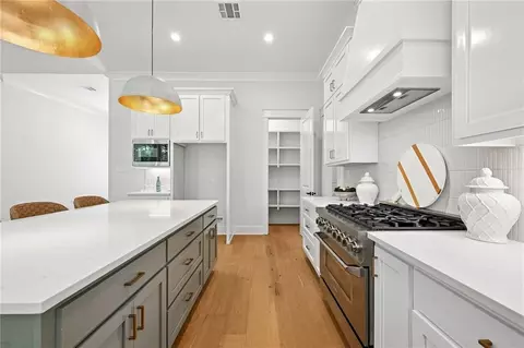Kitchen - 4485 Templar Loop, Mandeville, LA 70448 photo 5 of 6
