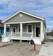213-215 Oak St, Harahan, LA 70123
