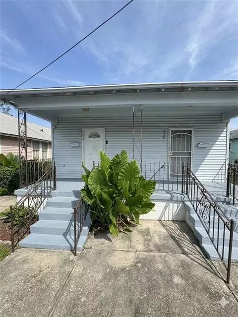 1726-28 Lesseps St, New Orleans, LA 70117