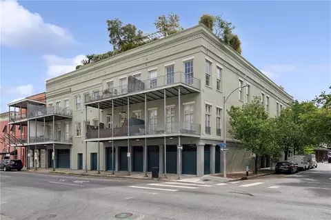 225 Girod St #302, New Orleans, LA 70130