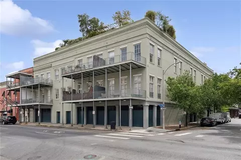 225 Girod St #302, New Orleans, LA 70130