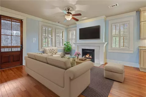 Living - 127 Wilkinson St, Mandeville, LA 70448 photo 1 of 4