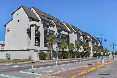 7300 Lakeshore Dr #31, New Orleans, LA 70124