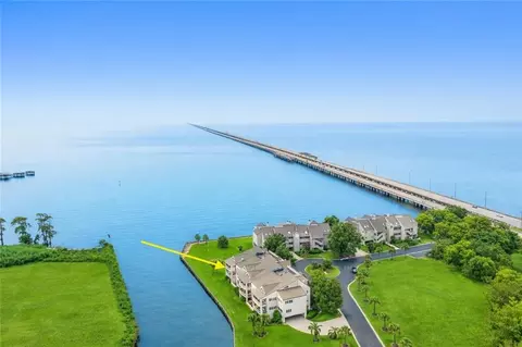 303 Mariners Island Blvd #303, Mandeville, LA 70448