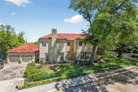 4200 Vendome Pl, New Orleans, LA 70125