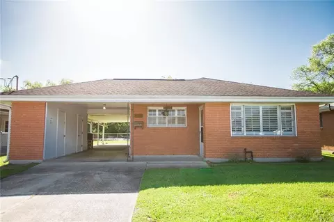 118 Ravey St, Belle Chasse, LA 70037