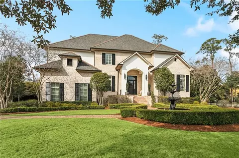 3 Finch Ln, Mandeville, LA 70471
