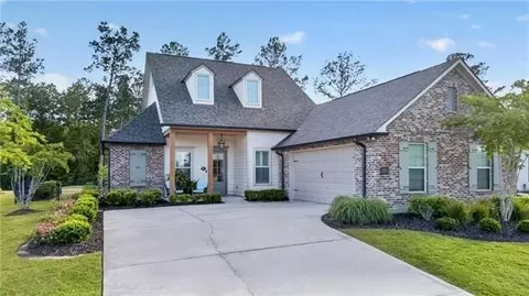 30628 Blue Wing Cres, Springfield, LA 70462