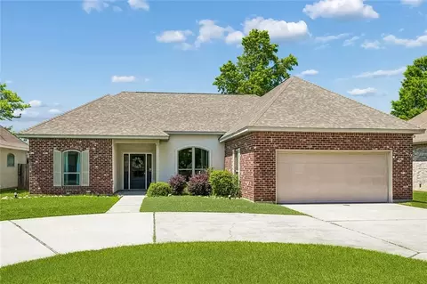 2366 Soult St, Mandeville, LA 70448
