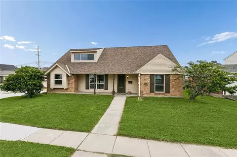6517 Schouest St, Metairie, LA 70003