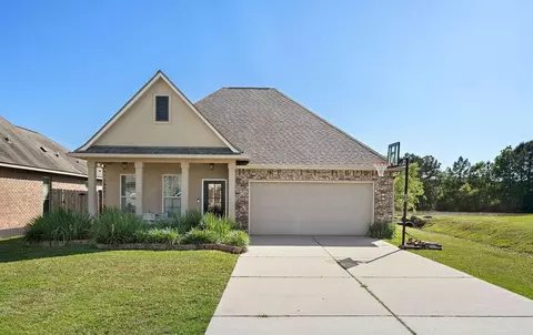 70421 Chambly Ct, Madisonville, LA 70447