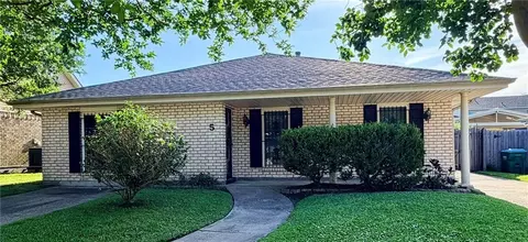 5 Brittany Dr, Kenner, LA 70065