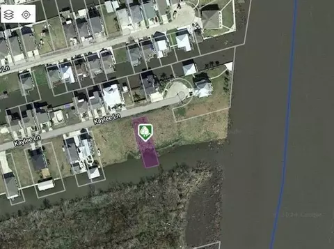 Kaylee Lane, Barataria, LA 70036