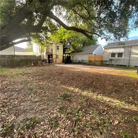 Exterior - 318 Harding St, Jefferson, LA 70121 photo 7 of 7