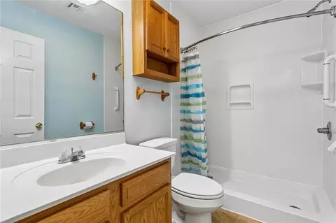 Bath - 70403 B St, Covington, LA 70433 photo 1 of 2
