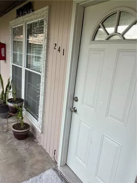 6320 Riverside Dr #241, Metairie, LA 70003