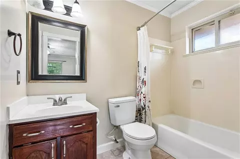 Bath - 3310 Chateau Blvd, Kenner, LA 70065 photo 1 of 2