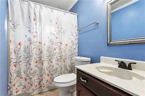 Bath - 3310 Chateau Blvd, Kenner, LA 70065 photo 2 of 2