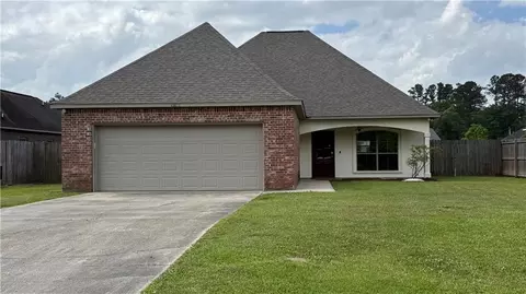 13134 N Montrose Dr, Denham Springs, LA 70726