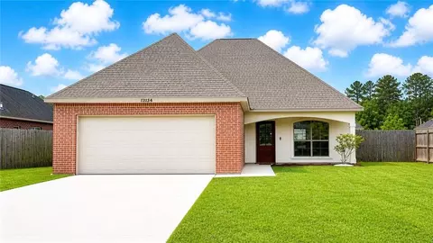 13134 N Montrose Dr, Denham Springs, LA 70726