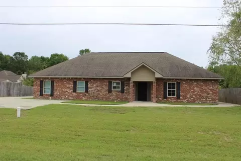 5629 Brownfields Dr, Baton Rouge, LA 70811