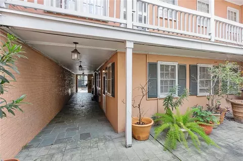 919 St Philip St #2, New Orleans, LA 70116