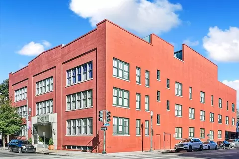 760 Magazine St #203, New Orleans, LA 70130