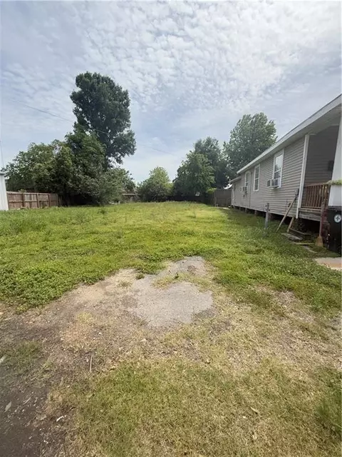 517 Magellan St, New Orleans, LA 70114