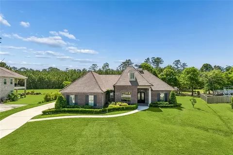 316 Seminole Cir, Madisonville, LA 70447