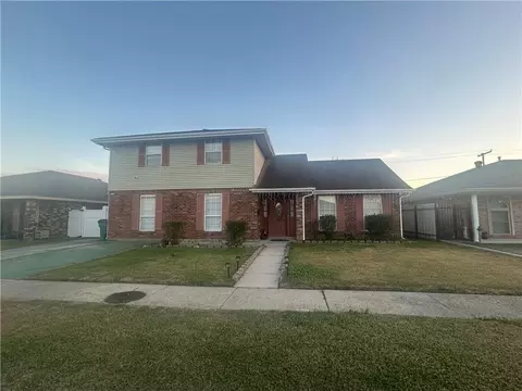 5565 Trinity Dr, Marrero, LA 70072