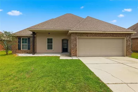 42132 Wood Ave, Ponchatoula, LA 70454
