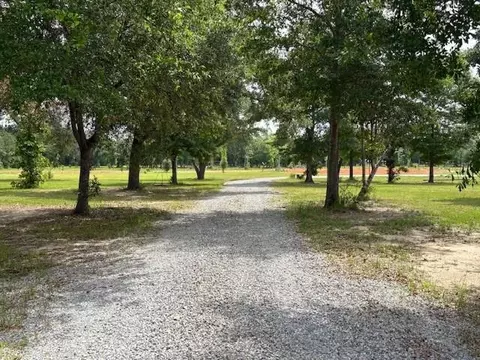 20140 Walden St, Covington, LA 70435