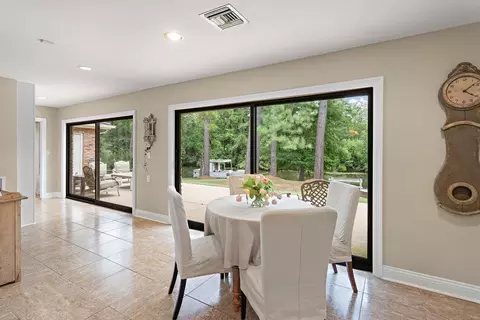 Dining - 14 Riverbend Ln, Covington, LA 70433 photo 1 of 1