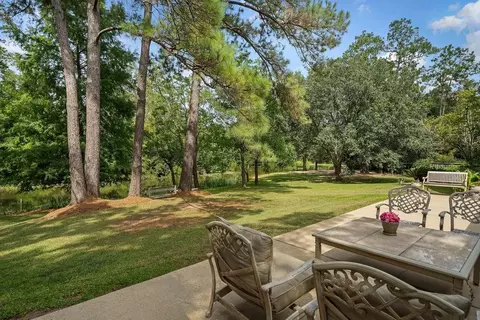 Exterior - 14 Riverbend Ln, Covington, LA 70433 photo 4 of 10