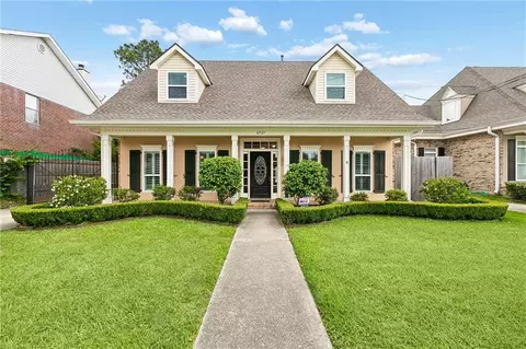 4737 Carthage St, Metairie, LA 70002