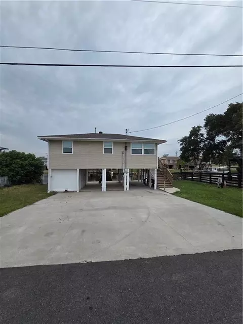 238 Clara Dr, Slidell, LA 70458