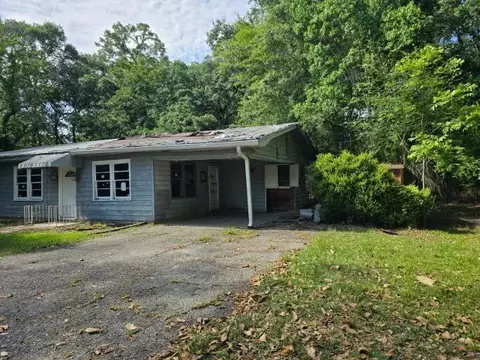 Exterior - 1692 W Hall Ave, Slidell, LA 70460 photo 1 of 3