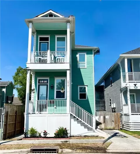 2816 Amelia St, New Orleans, LA 70115