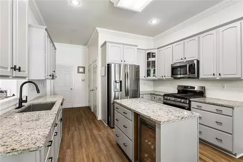 Kitchen - 2653 Bluff Ct, Mandeville, LA 70448 photo 1 of 1