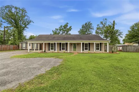 18499 Magnolia Est, Prairieville, LA 70769