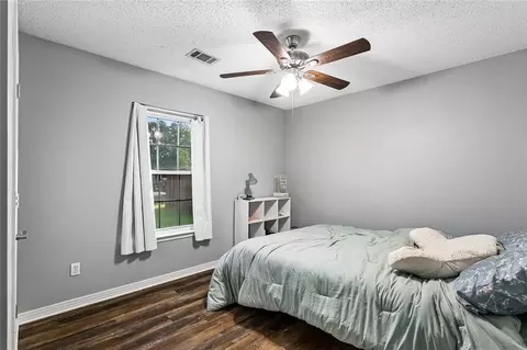 Bedroom - 2106 Robin St, Slidell, LA 70460 photo 3 of 3
