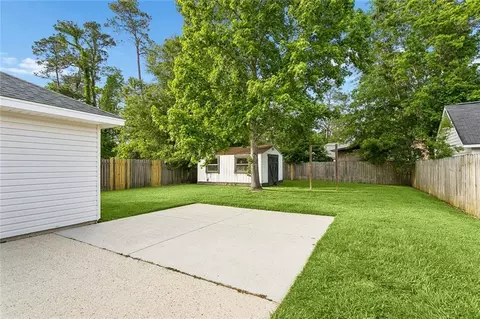 Exterior - 2106 Robin St, Slidell, LA 70460 photo 4 of 5
